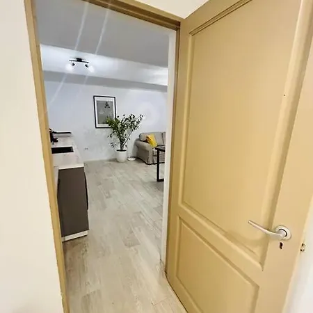 Apartament Vibrant #12lunipebega