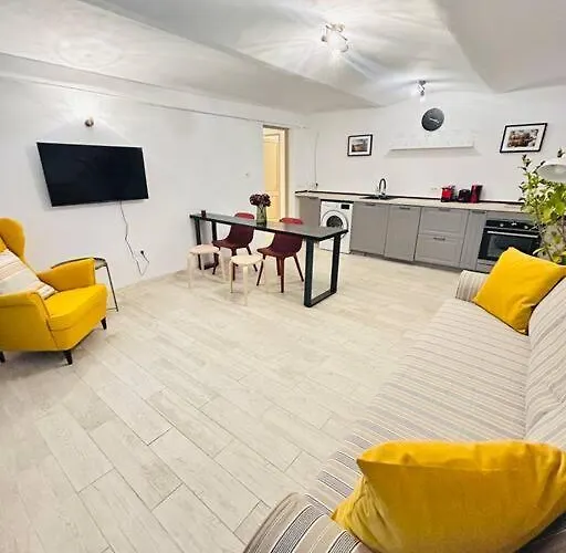 Vibrant #12lunipebega