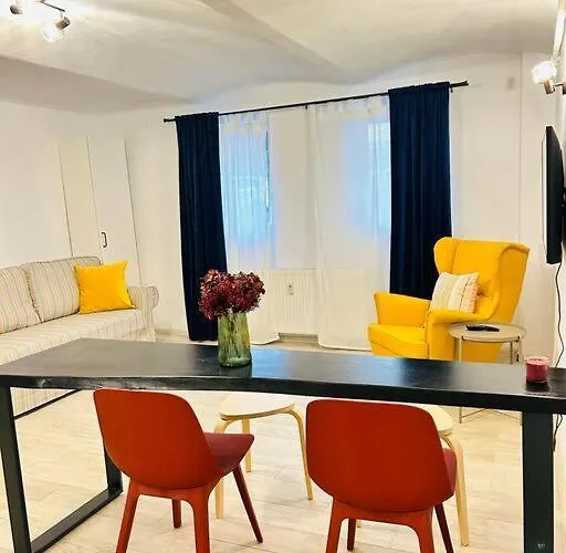 Vibrant #12lunipebega *